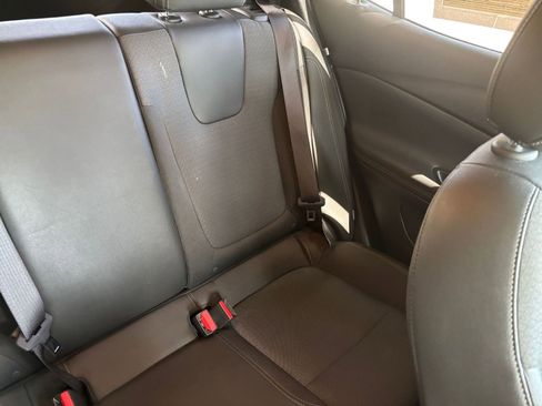 Used 2025 Buick Encore GX Preferred FWD image 38