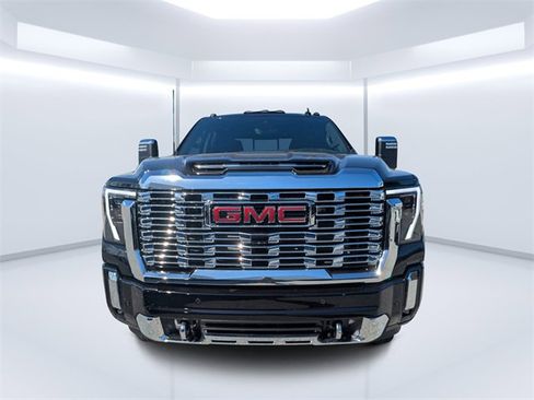 New 2026 GMC Sierra 3500 Denali w/ Denali Reserve Package image 8