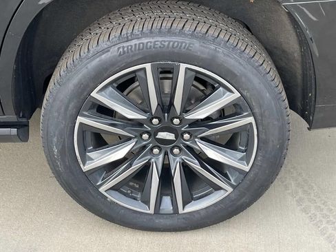 Used 2021 Cadillac Escalade Sport w/ Driver Assist Tech Package image 11