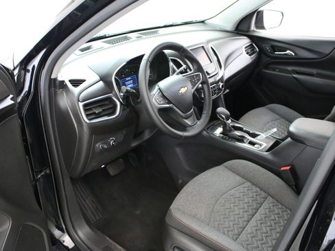 Used 2023 Chevrolet Equinox LT image 23