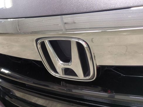 Used 2020 Honda Accord Touring image 9