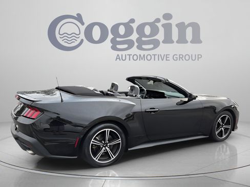 Used 2024 Ford Mustang Premium RWD image 5