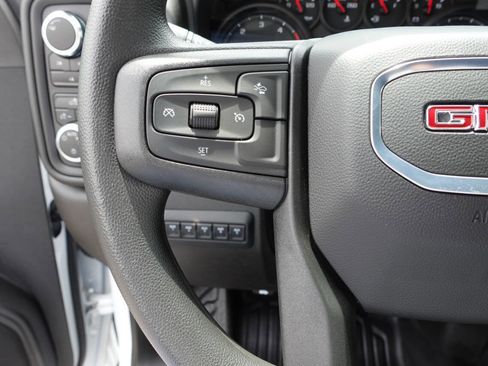 Used 2024 GMC Sierra 2500 Pro w/ Convenience Package image 46