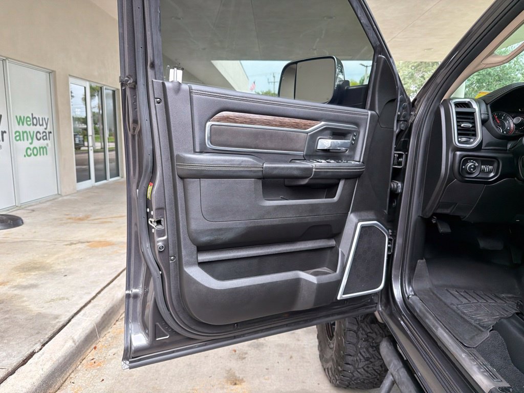 Used 2020 RAM 2500 Laramie AWD/4WD image 45