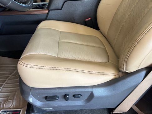 Used 2011 Ford F350 Lariat w/ Lariat Interior Pkg image 22