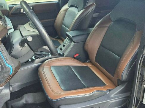 Used 2021 Ford Bronco Outer Banks AWD/4WD image 12