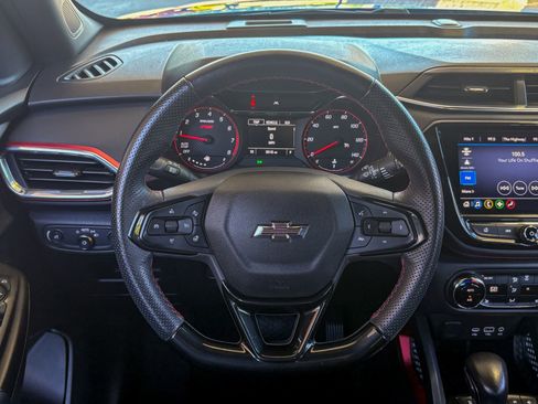 Used 2023 Chevrolet TrailBlazer RS w/ Convenience Package FWD image 31