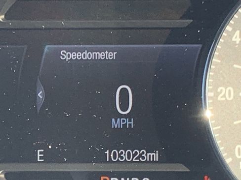 Used 2018 Ford Explorer Platinum image 22