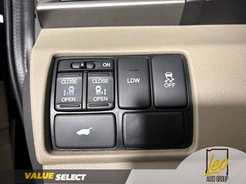 Used 2017 Honda Odyssey EX-L image 17