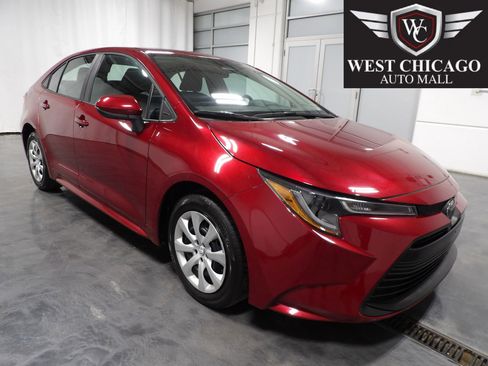 Used 2024 Toyota Corolla LE image 1
