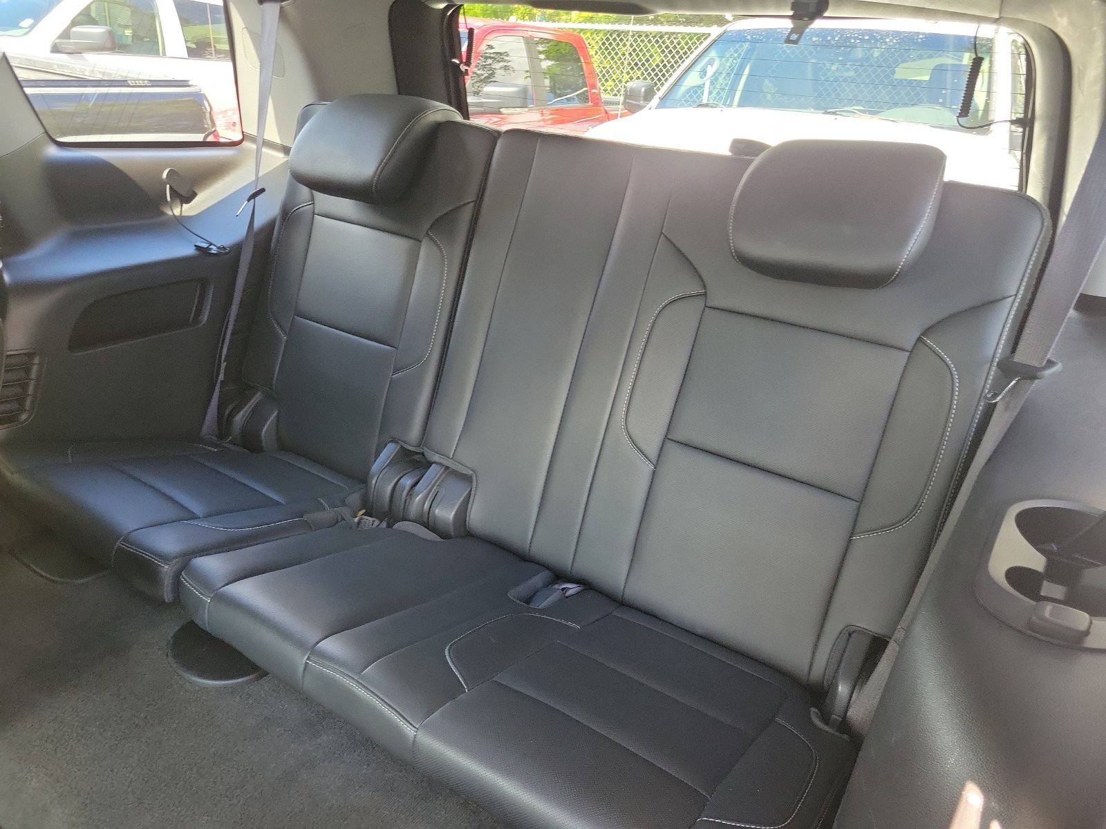 Used 2015 GMC Yukon SLT w/ Open Road Package RWD image 16