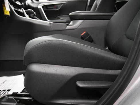 Used 2025 Toyota RAV4 LE image 10