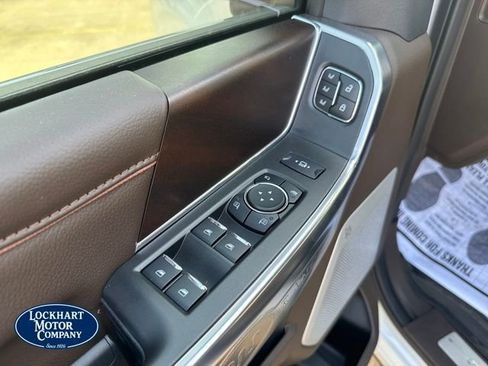 New 2025 Ford F250 King Ranch w/ Chrome Package image 11