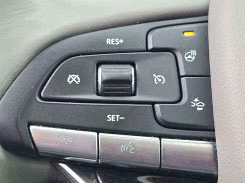 Used 2020 Cadillac XT6 Premium Luxury image 34