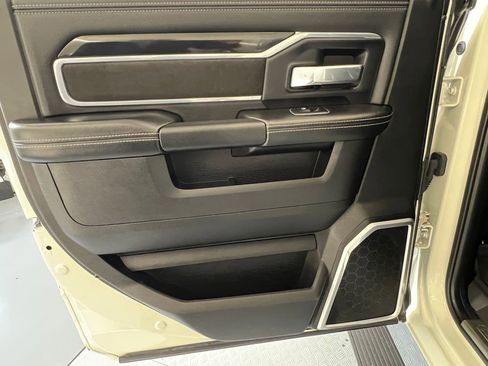 Used 2022 RAM 2500 Laramie image 31