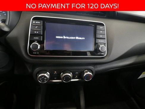 New 2025 Nissan Kicks Play S image 15