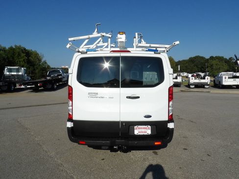 Used 2019 Ford Transit 150 130 Low Roof RWD image 6