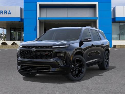 New 2026 Chevrolet Traverse RS w/ LPO, Floor Liner Package AWD/4WD image 6