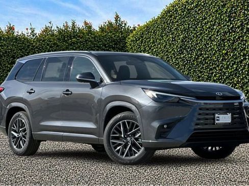 New 2026 Lexus TX 350 AWD image 2