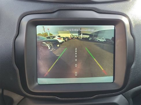 Used 2022 Jeep Renegade Trailhawk w/ Sun/Sound Group image 11