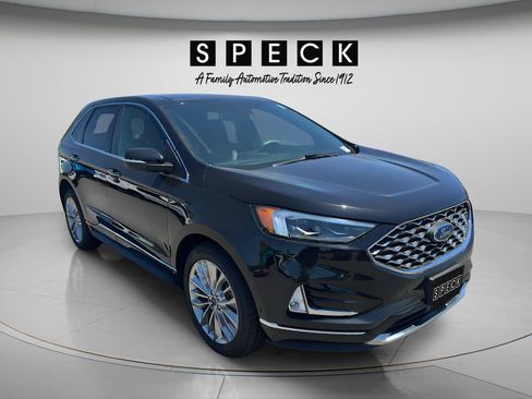 Used 2021 Ford Edge Titanium w/ Equipment Group 301A AWD/4WD image 7