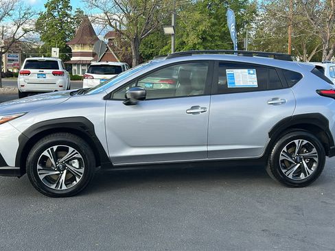 Certified 2024 Subaru Crosstrek 2.0i Premium AWD/4WD image 9