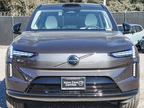 New 2025 Volvo EX90 Ultra w/ Protection Package Premier image 2