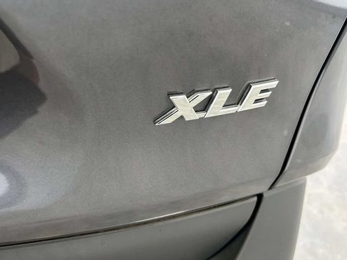 Used 2025 Toyota RAV4 XLE w/ Convenience Package FWD image 11