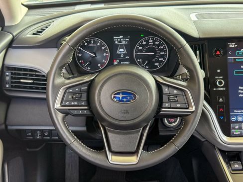 Used 2025 Subaru Outback Premium AWD/4WD image 26