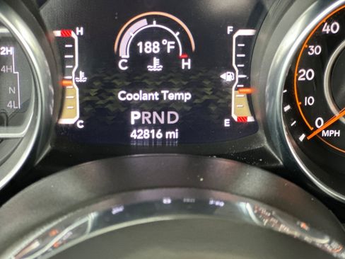 Used 2023 Jeep Gladiator Overland image 24