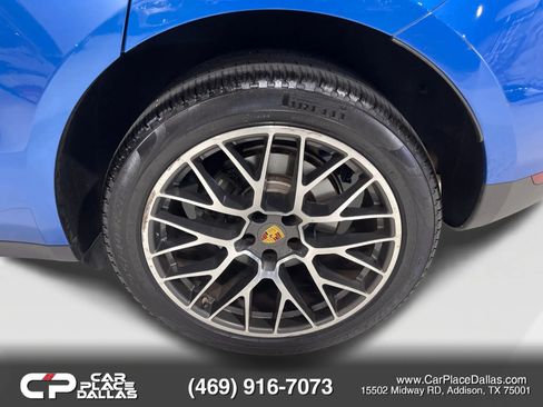 Used 2018 Porsche Macan AWD/4WD image 43