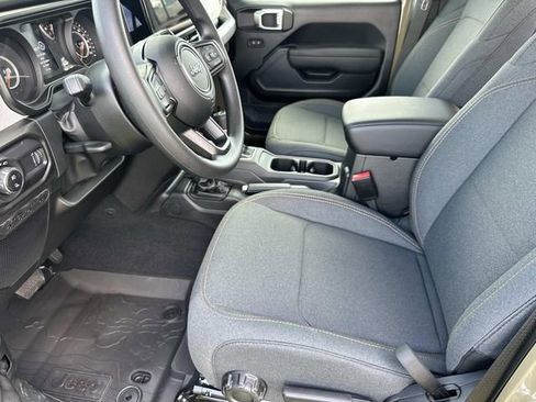 New 2026 Jeep Gladiator Sport AWD/4WD image 22