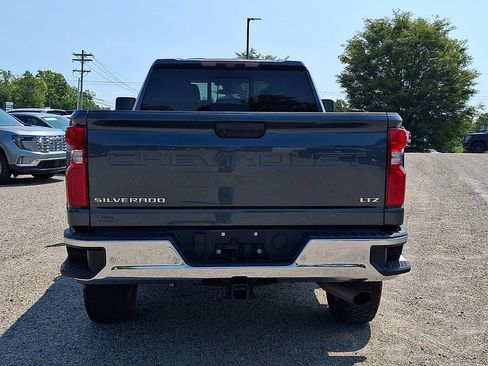 Used 2020 Chevrolet Silverado 2500 LTZ w/ LTZ Premium Package AWD/4WD image 8