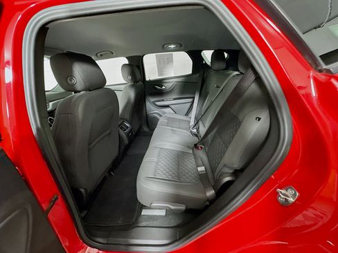 Used 2022 Chevrolet Blazer LT w/ Midnight/Sport Edition FWD image 26