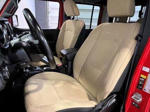 Certified 2021 Jeep Gladiator Overland w/ Cold Weather Group image 22