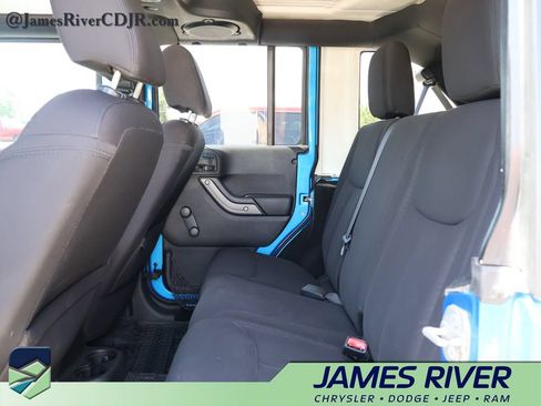 Used 2014 Jeep Wrangler Unlimited Sport AWD/4WD image 16