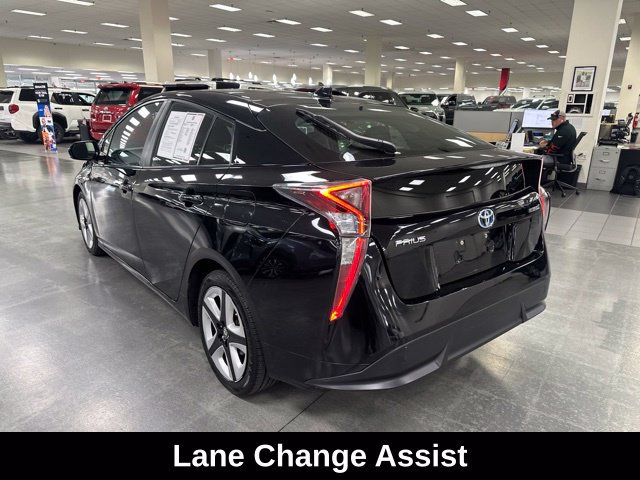 Used 2016 Toyota Prius Four Touring FWD image 5