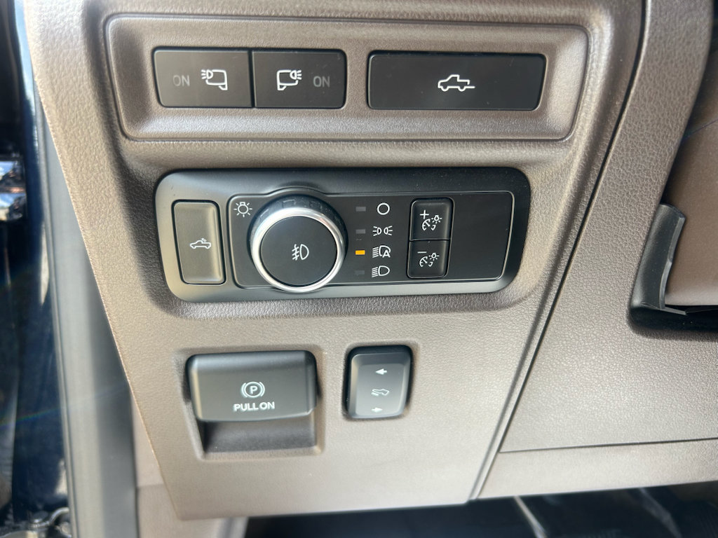 Used 2023 Ford F150 King Ranch w/ Equipment Group 601A High AWD/4WD image 16