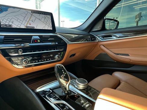 Used 2021 BMW 530i image 27