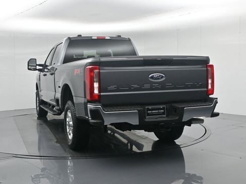 New 2026 Ford F250 XLT w/ FX4 Off-Road Package image 28