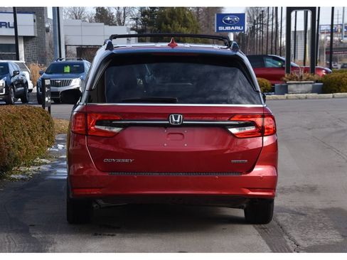 Used 2024 Honda Odyssey Touring image 5