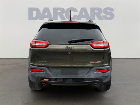Used 2015 Jeep Cherokee Trailhawk w/ Leather Interior Group image 6