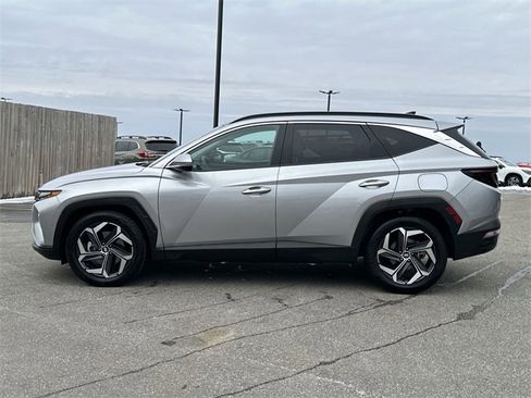 Used 2024 Hyundai Tucson Limited image 37