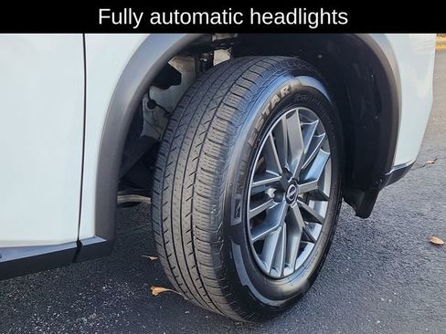 Used 2024 Nissan Rogue S image 17