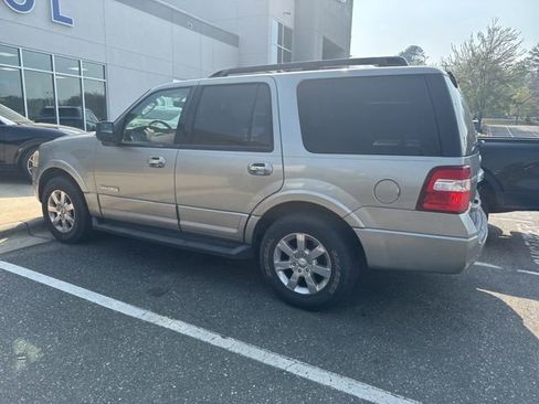 Used 2008 Ford Expedition XLT image 5