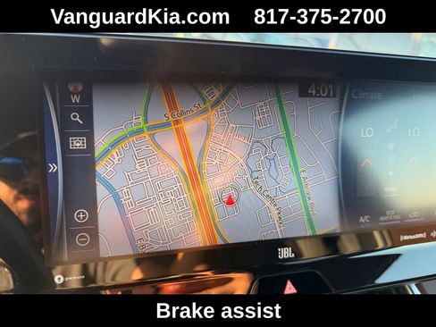 Used 2022 Toyota Venza Limited image 21