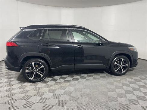Used 2024 Toyota Corolla Cross AWD Hybrid w/ Convenience Package image 8