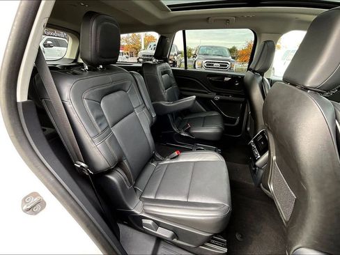Used 2025 Lincoln Aviator Reserve w/ Jet Appearance Package AWD/4WD image 26
