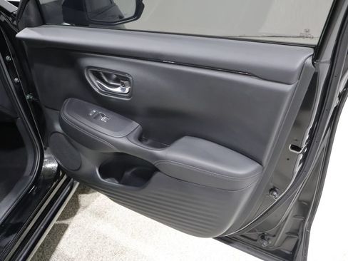 Used 2025 Honda HR-V EX-L image 24