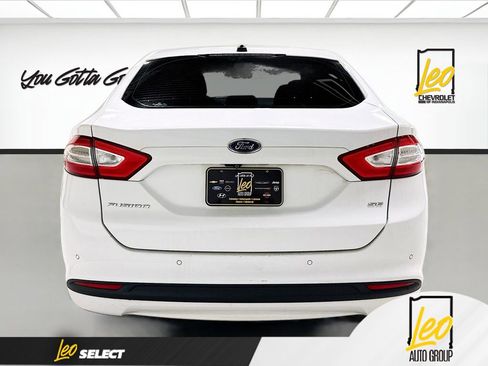 Used 2013 Ford Fusion SE FWD image 6